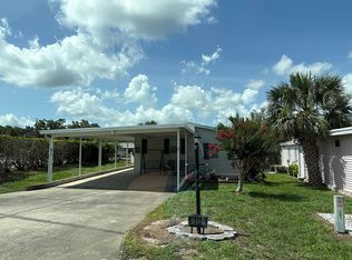 112 Evergreen Ln, Lady Lake, FL 32159