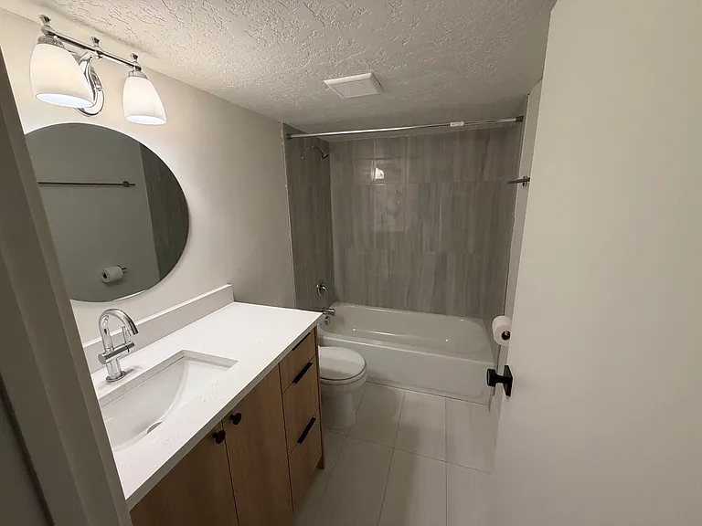 147 E Commonwealth Ave #2 — Photo 8