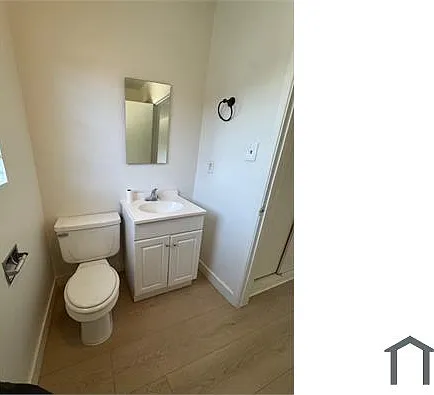15477 Moorpark St #5 — Photo 3
