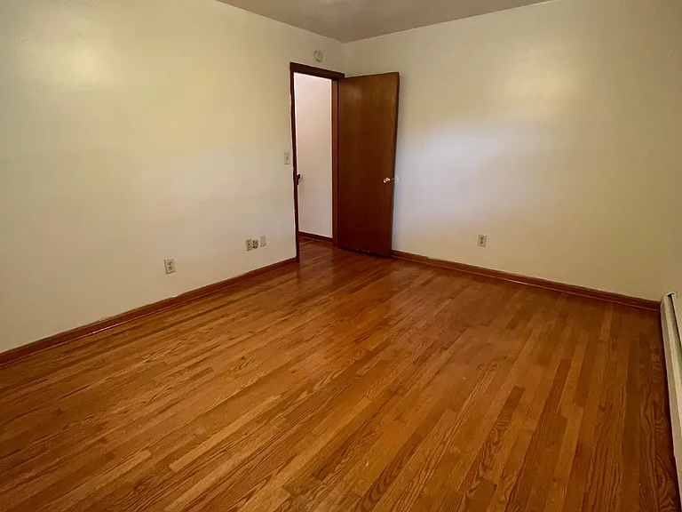 Apartment Heights — Photo 32