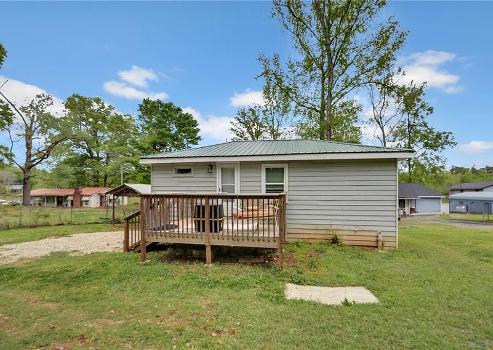 1st image of 175 Cherokee Dr