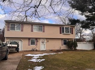 107 Casement Avenue, Central Islip, NY 11722
