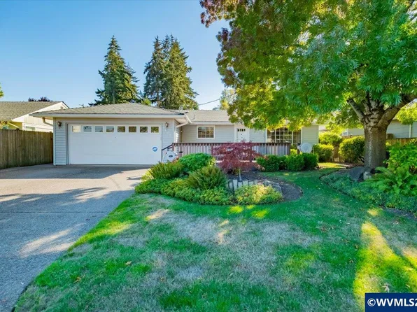 4708 Indiana Ave NE, Salem, OR 97305