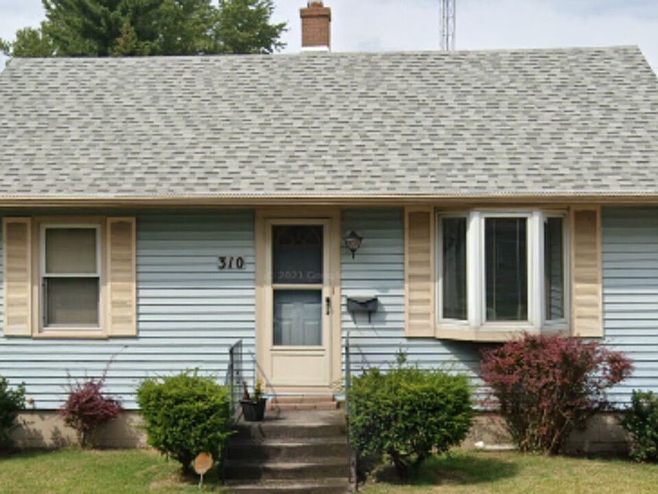 2nd image of 310 Greenwood Ave