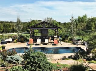 5600 Chateau Ln, Edmond, OK 73034