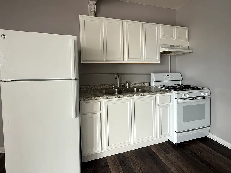 6349 N Western Ave #3K — Photo 6