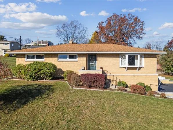 15 McLaughlin Dr, Greensburg, PA 15601