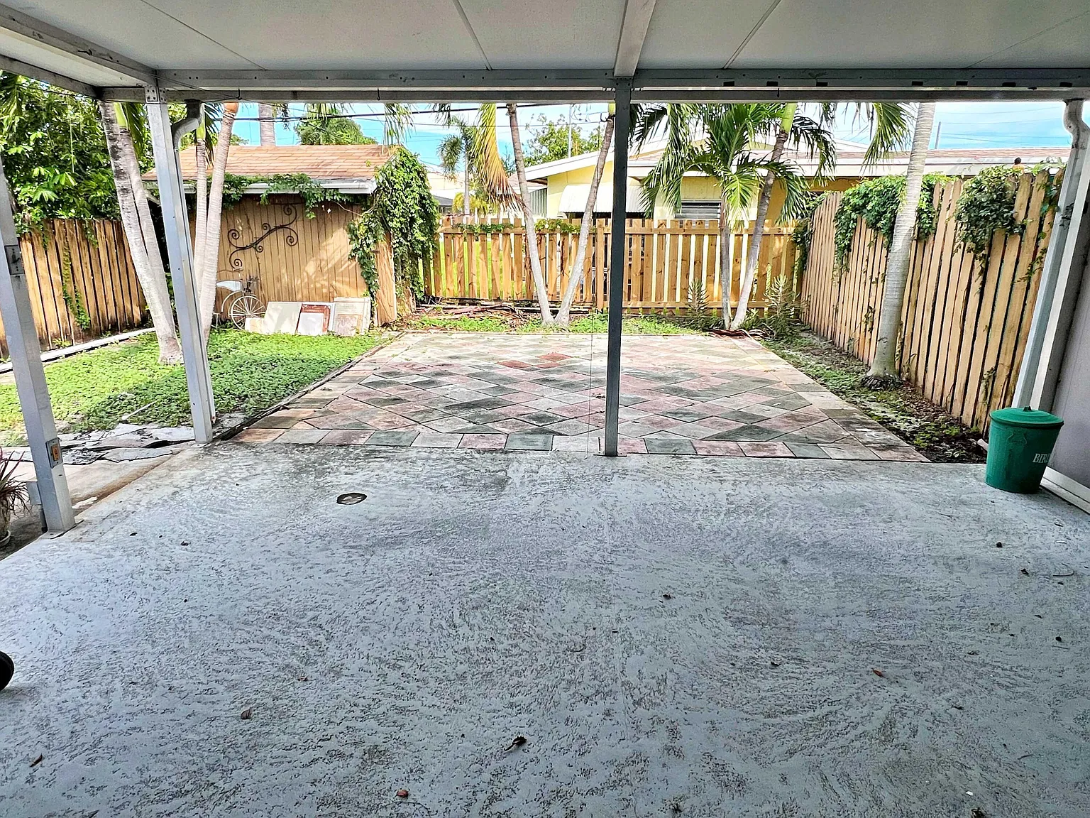 3 bed, 2.0 bath, 3156 sqft, $2,800 — Photo 4