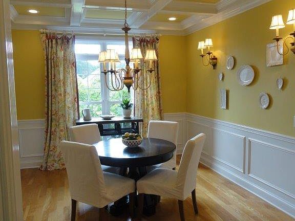 3rd image of 106 Canary Ln