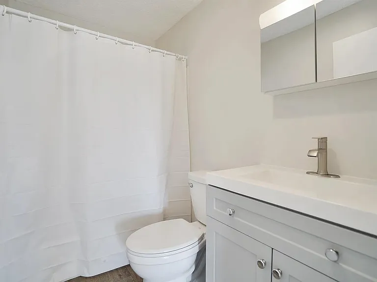 35 Log St #3D — Photo 5