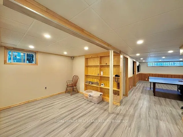 221 Browndale Cres — Photo 14