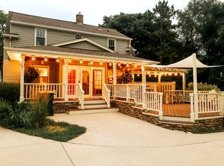 1719 10th Ave, Grafton, WI 53024