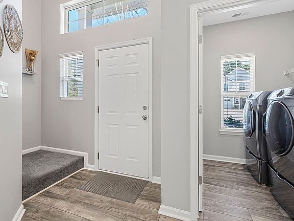2nd image of 837 Gem Ct
