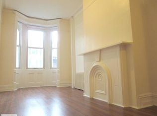 100 Huron St APT 1L, Brooklyn, NY 11222