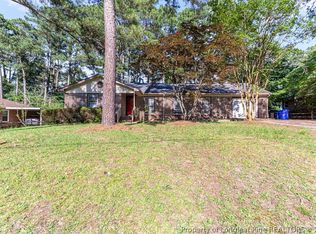 638 Wakefield Dr, Fayetteville, NC 28303