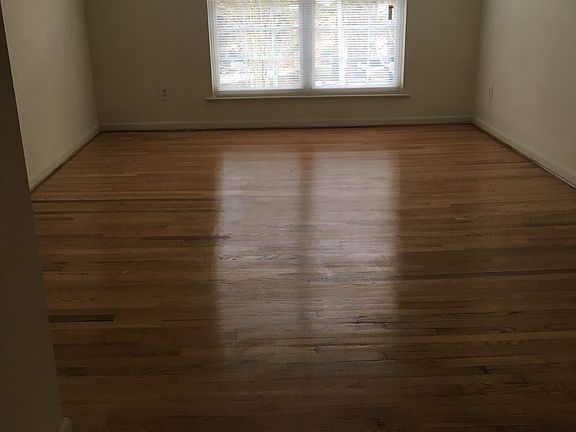 2nd image of 320 W Roanoke St APT 21