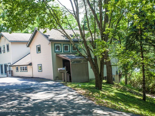 230 Florida Ave, Amsterdam, NY 12010