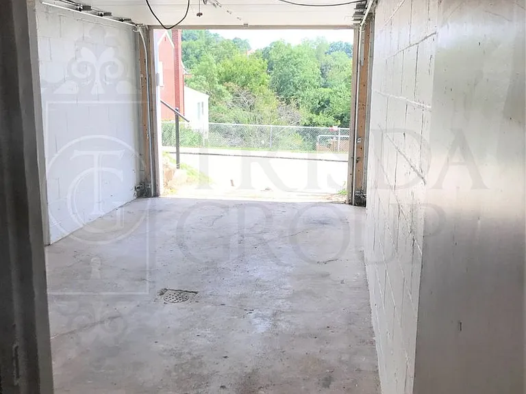 3218 Glendale Ave — Photo 35