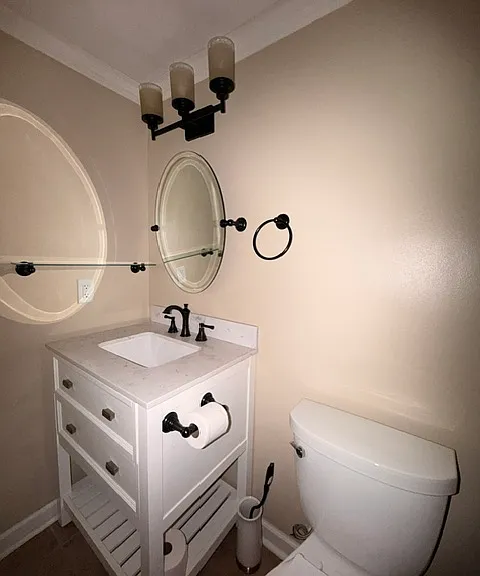 619 King St #201 — Photo 15