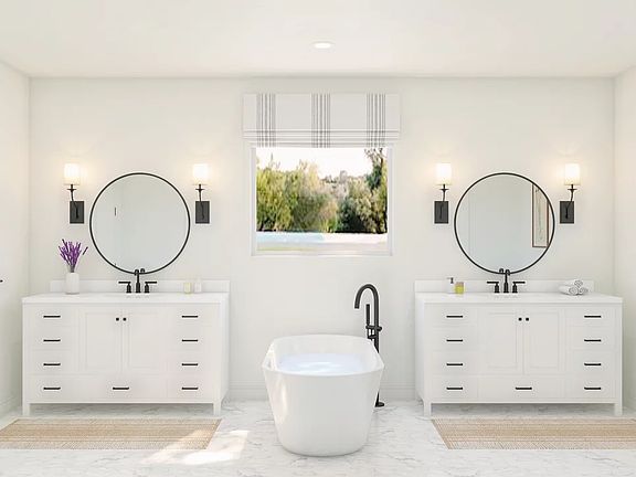 Primary bath with soaking tub