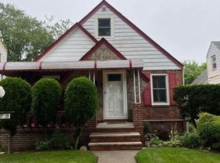 11839 223rd St, Cambria Heights, NY 11411