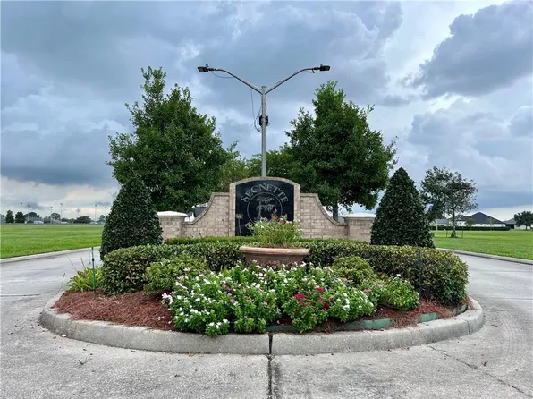 13 Heron Dr, Westwego, LA 70094