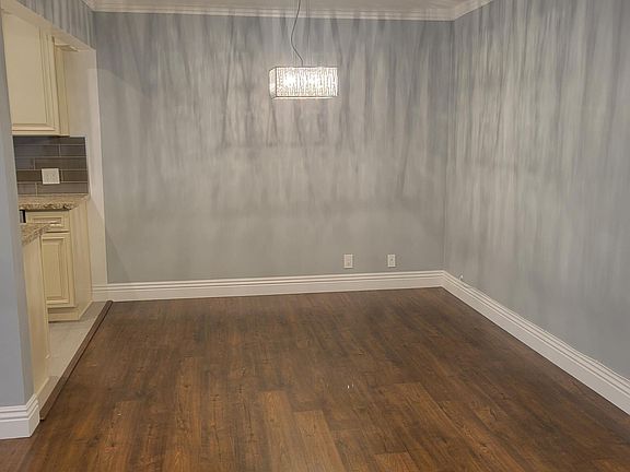 3rd image of 1114 N Flores St #7
