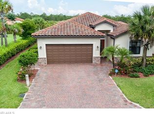 11226 Red Bluff Ln, Fort Myers, FL 33912