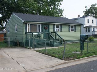 62 Roland St, Keansburg, NJ 07734