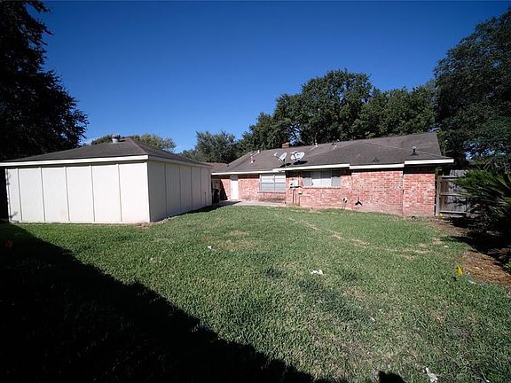 3rd image of 12423 Bexley Dr