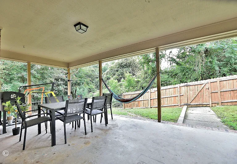 4660 Woodmere Ln — Photo 23