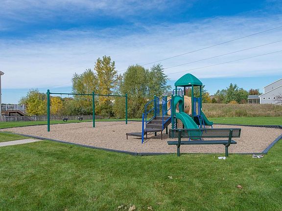 Lots of trails, parks, schools, recreation & fun nearby!