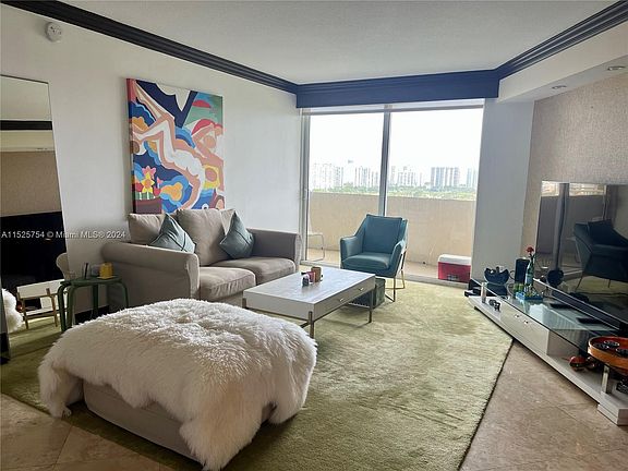 5th image of 19501 W Country Club Dr APT 1801