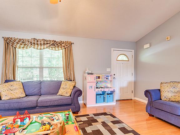 5th image of 7017 Wrens Creek Ln