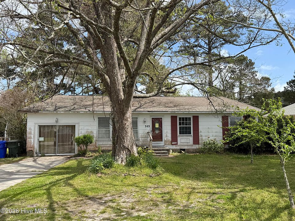 1st image of 303 Sycamore Drive
