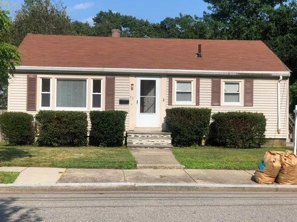 42 Windham Rd, Hyde Park, MA 02136