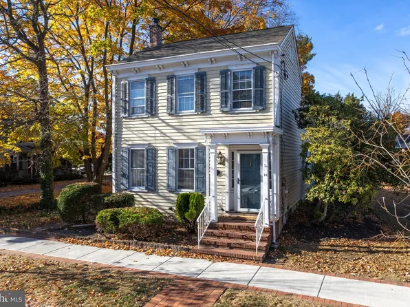 18 N Main St, Allentown, NJ 08501