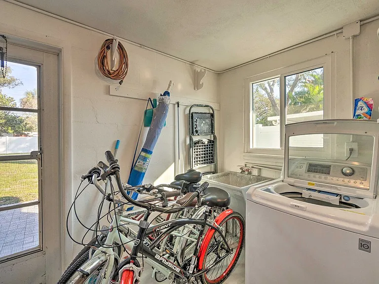 Laundry Room Cabinet