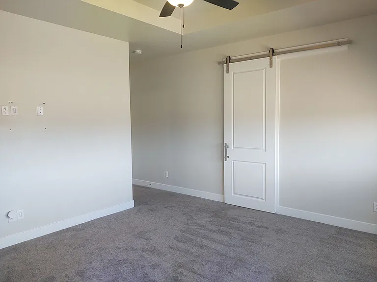 2118 W 380 S — Photo 12