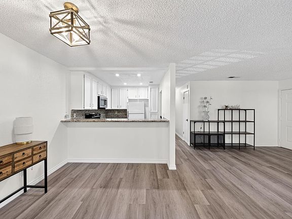 5th image of 5699 Makati Cir APT A
