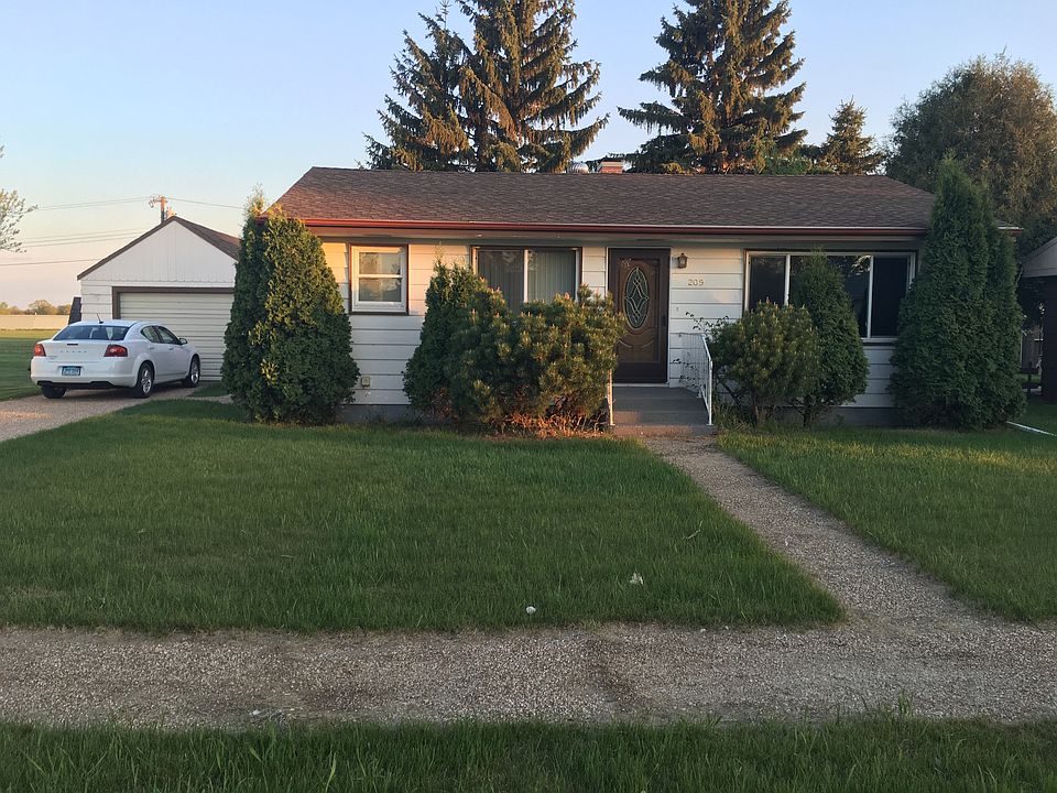 1st image of 209 13th St W
