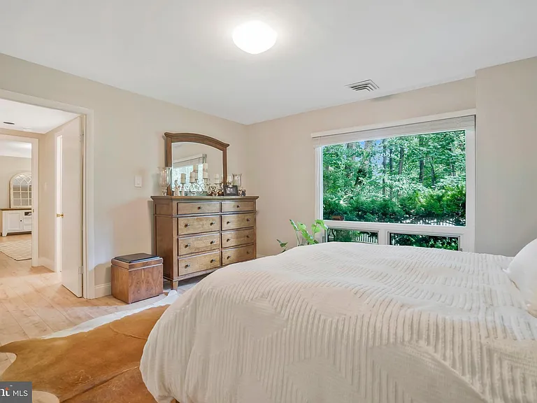 1715 Hollinwood Dr — Photo 43