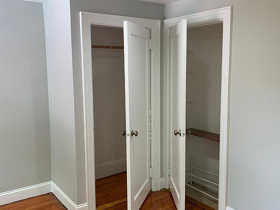 4th image of 163 Villa Ave #1