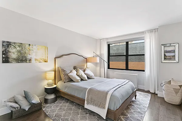 Sold by Owner | media 15