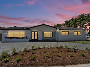 1704 SW 104th Ct, Miami, FL 33165