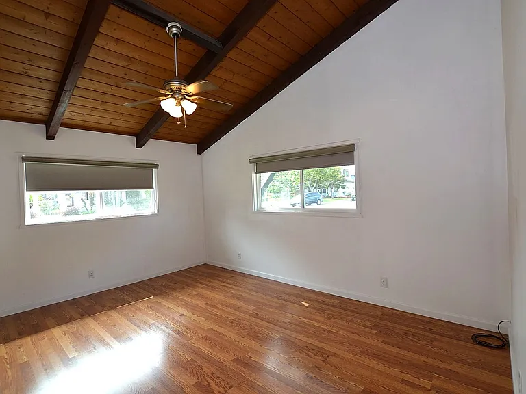 151 Acacia Way — Photo 17