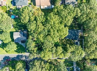 Neptune Ave, Mastic, NY 11950
