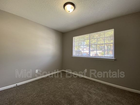 5th image of 5819 Palo Alto Dr