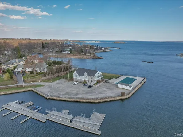 1001 Shore Acres Dr, Mamaroneck, NY 10543