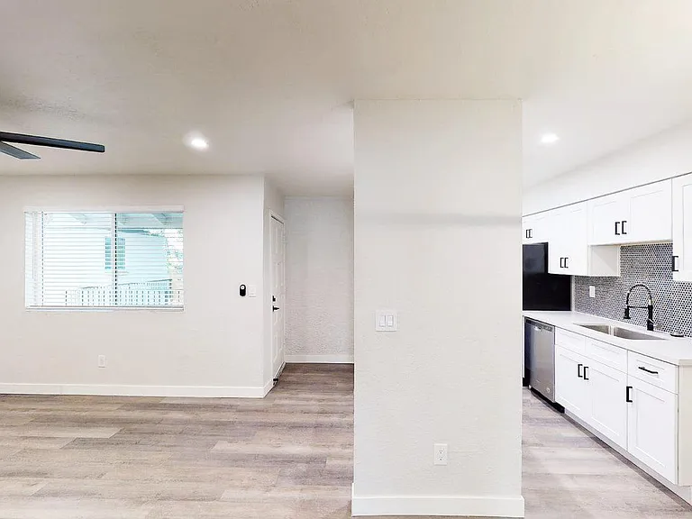 Aurora Villas — Photo 7